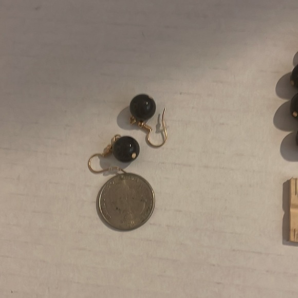 Black Necklace Set - Picture 5 of 5